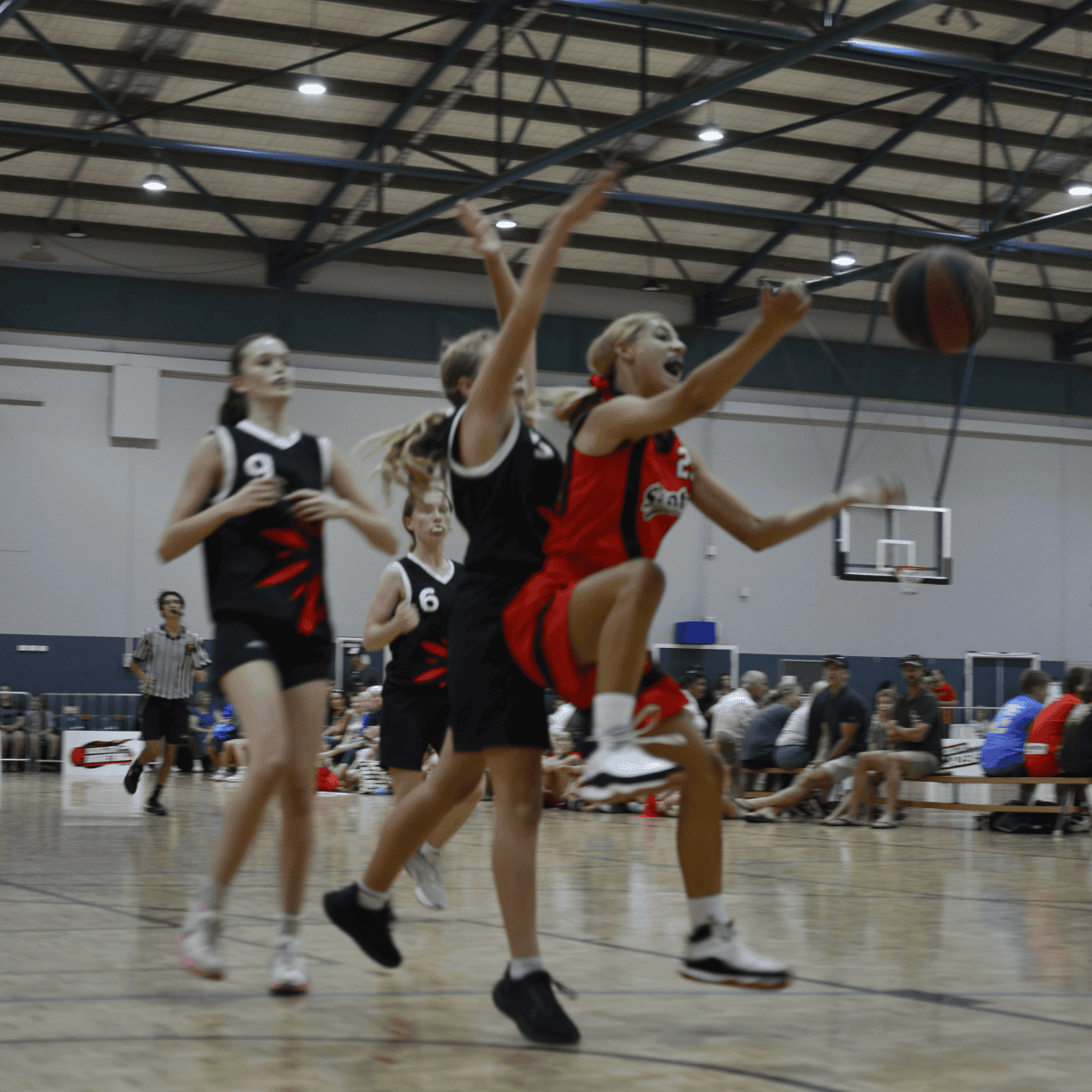 Play basketball in Busselton