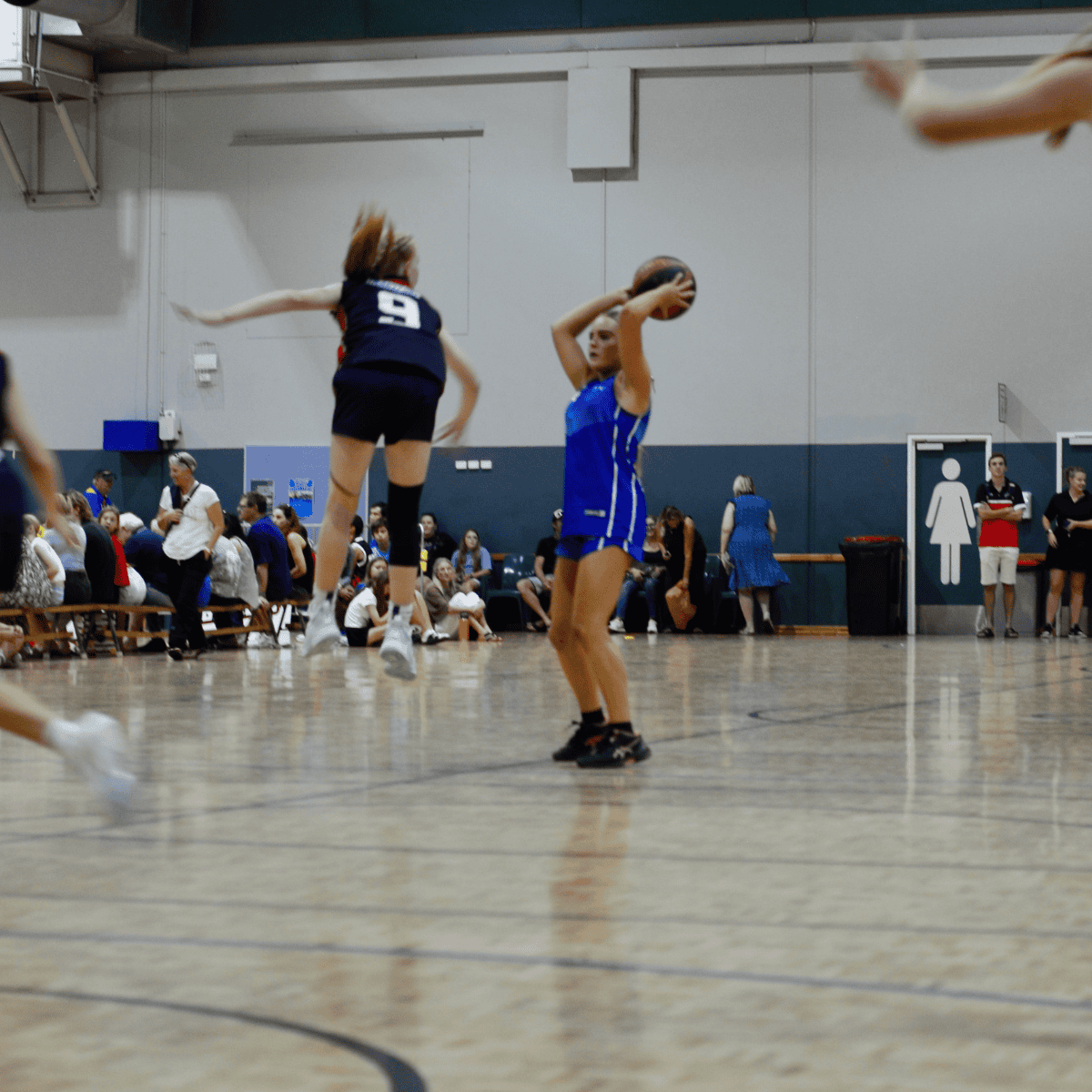 Play basketball in Busselton